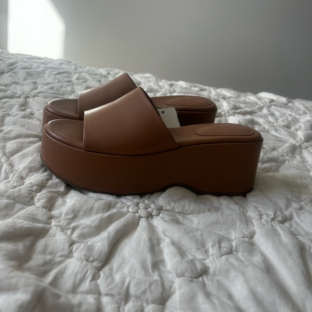 Women’s Sandals